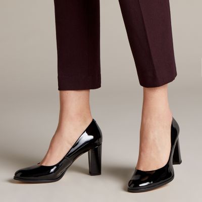 clarks black patent pumps