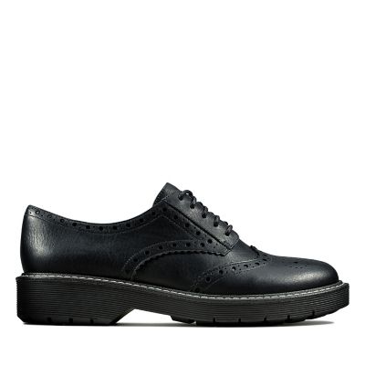 clarks ladies brogue