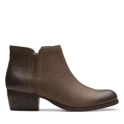 maypearl clarks boots