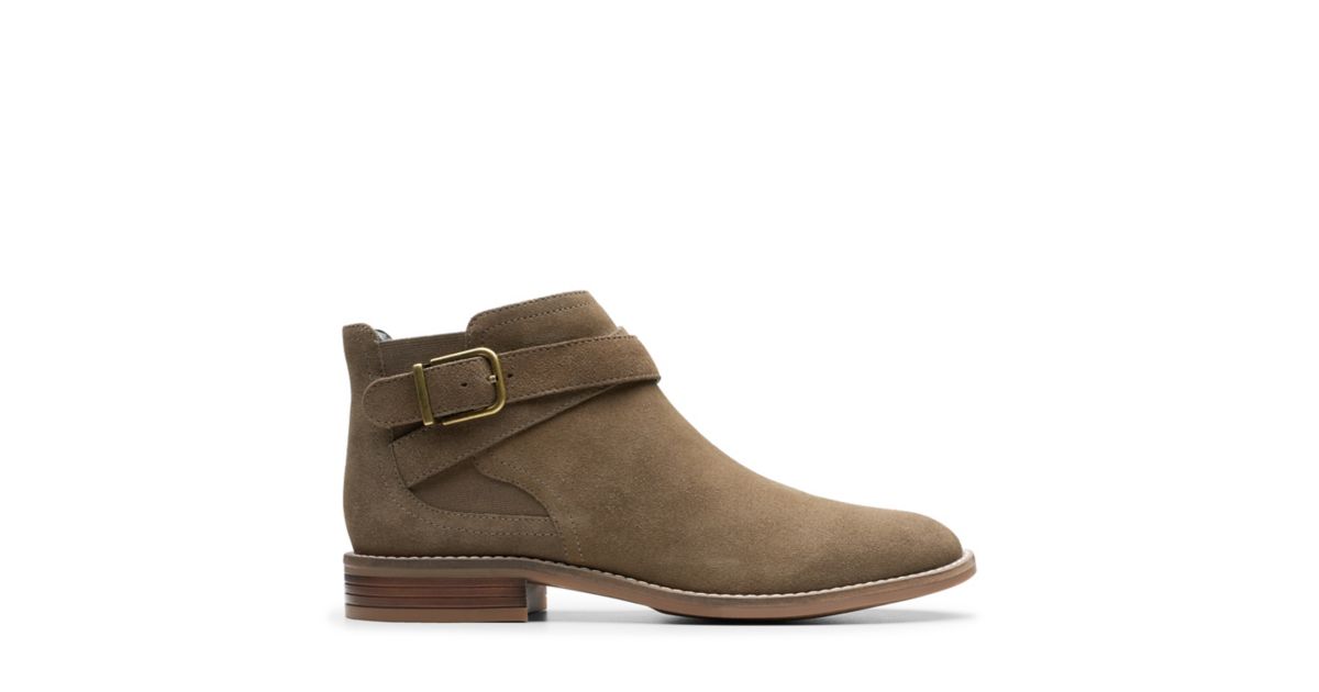 camzin hale clarks