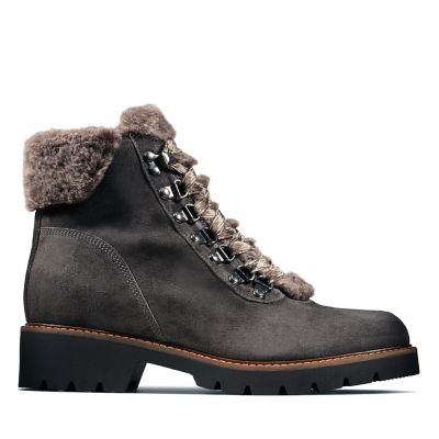 ladies winter boots clarks