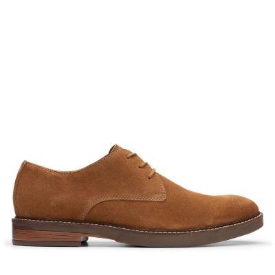 tan suede clarks