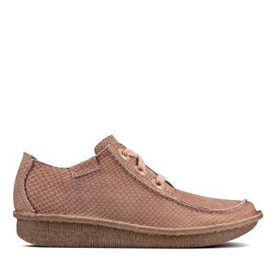 clarks funny dream brown