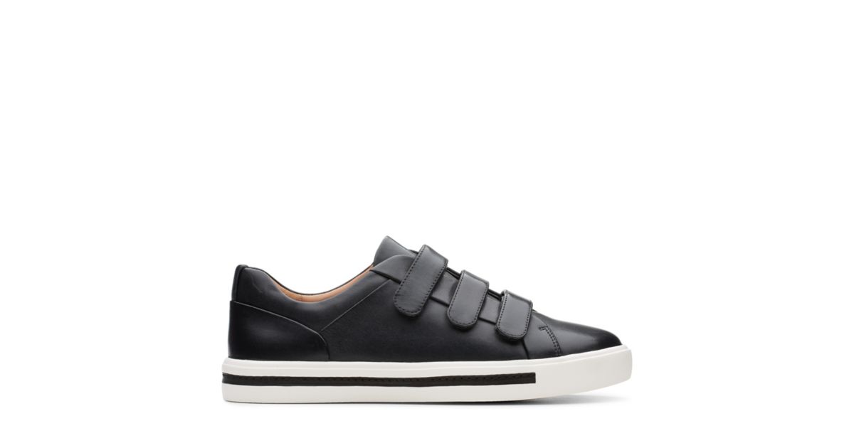 clarks un maui strap sneaker