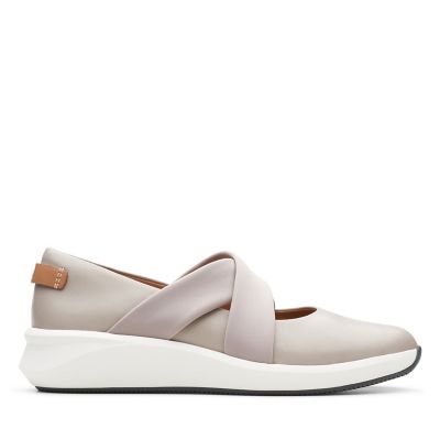 clarks un rio cross sneaker