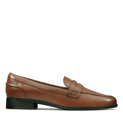 clarks tan loafers