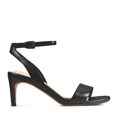 clarks black heeled sandals