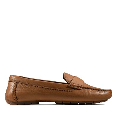 clarks moccasin boots