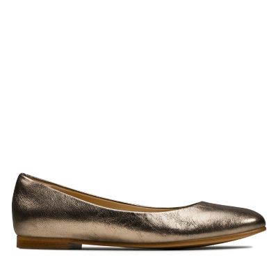 clarks gold brogues