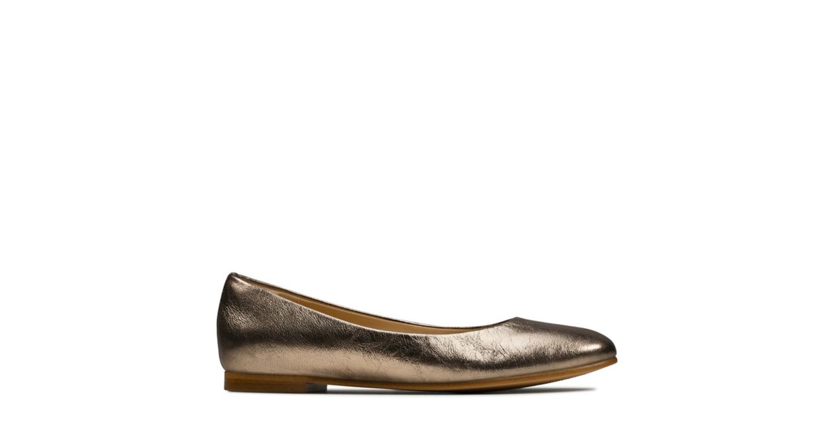piper pointed flat shoes