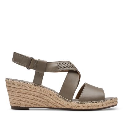 clarks olive green sandals