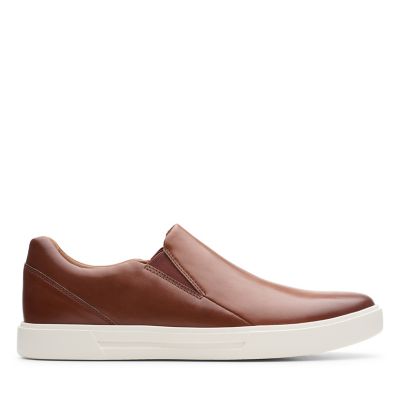 clarks mens white trainers