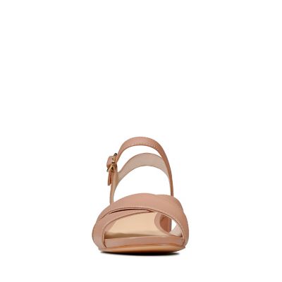 sheer 35 strap clarks