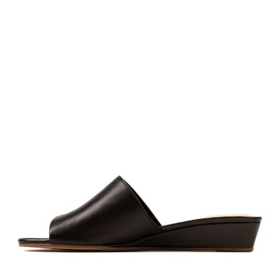 clarks slide sandals