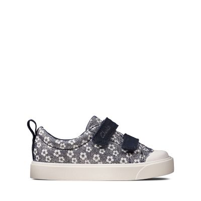 clarks toddler canvas shoes