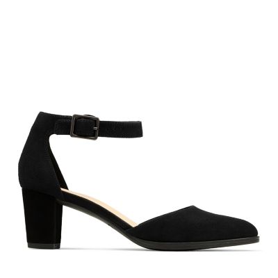 clarks footwear near me