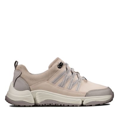 clarks womens waterproof walking shoes