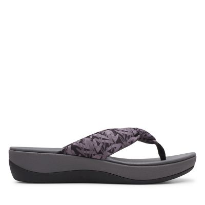 cloudsteppers by clarks flip flops