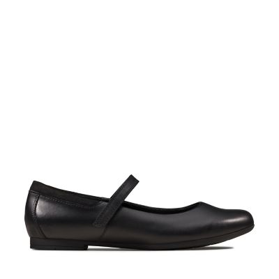 clarks school plimsolls