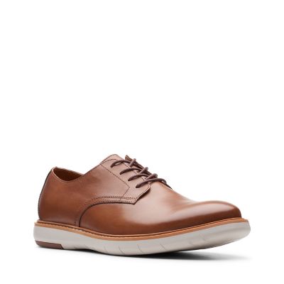 clarks dress shoes canada