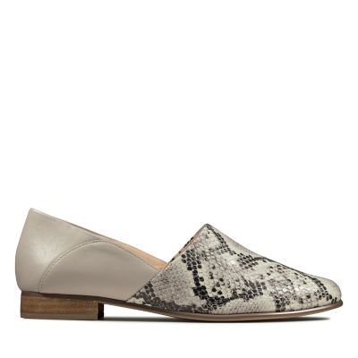 clarks leather flats