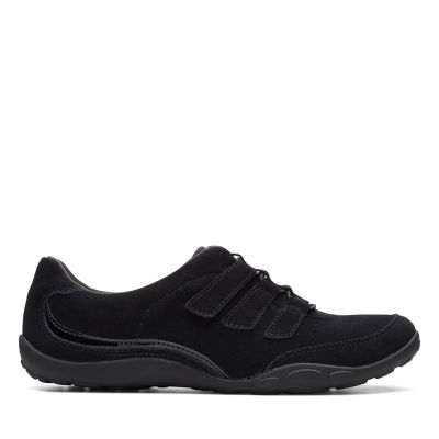 clarks tennis shoes