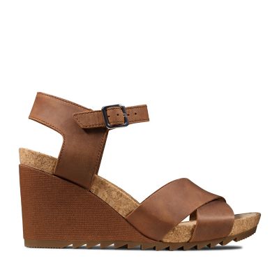 clarks tan leather sandals