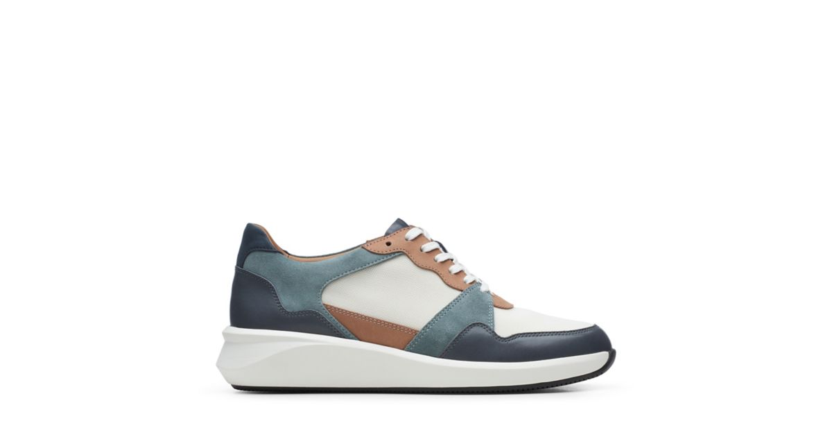 un rio run clarks