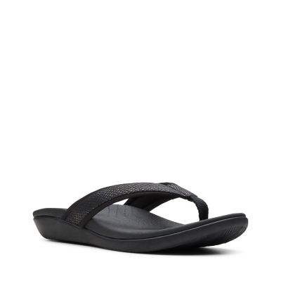 clarks flip flops review