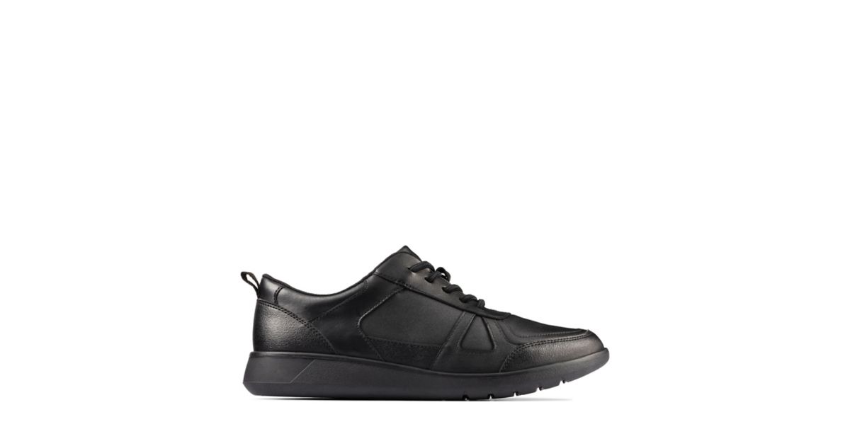 Scape Track Youth Black Leather | Clarks