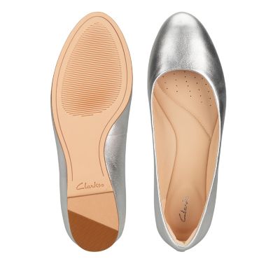 clarks shoes womens silver