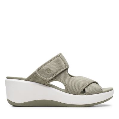 clarks wide slippers