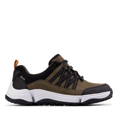 clarks ladies leather trainers