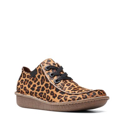 clarks happy dream shoes