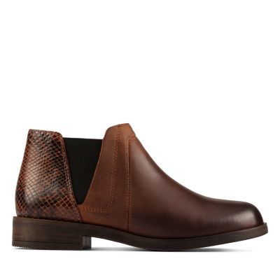 clarks demi boot