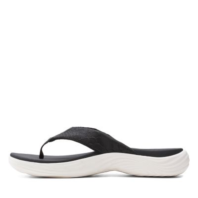 clarks lola point sandals