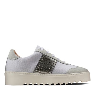 clarks trainers