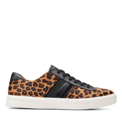 clarks ladies leather trainers