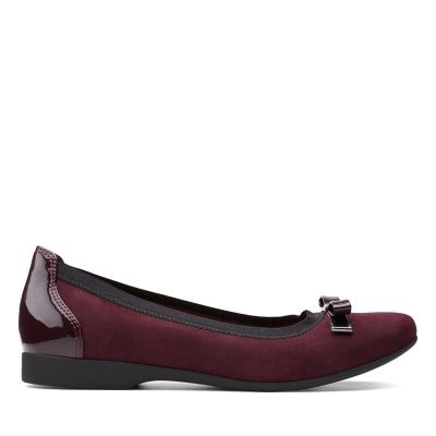 clarks wide fit boots