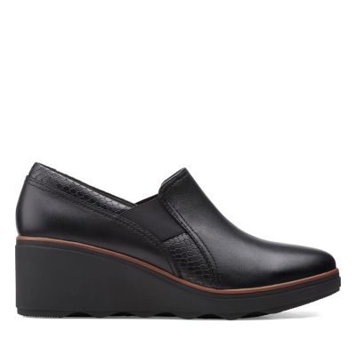 clarks narrative pumps