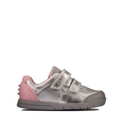 clarks baby girl walking shoes