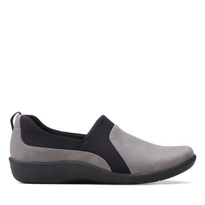 clarks women's walking trainers