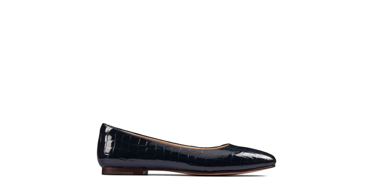 clarks pure leather pumps