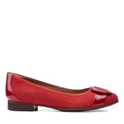 clarks red flats