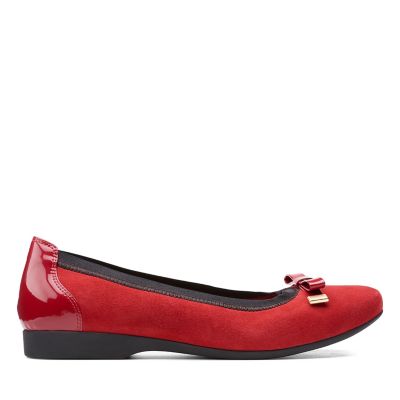 red suede clarks