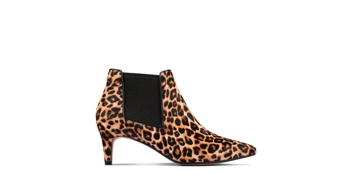clarks leopard shoes