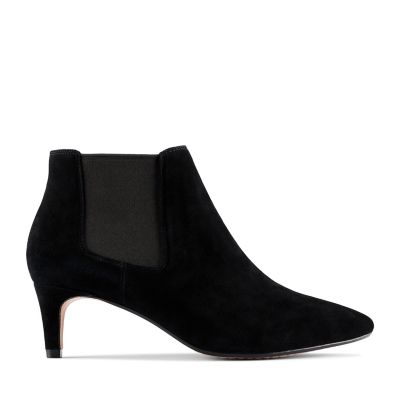 clarks low heel ankle boots