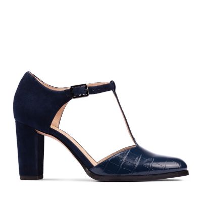 clarks blue heels