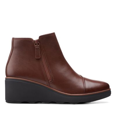 clarks wedge ankle boots