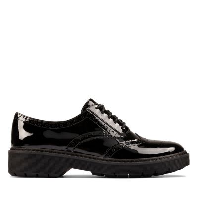 clarks brogue womens